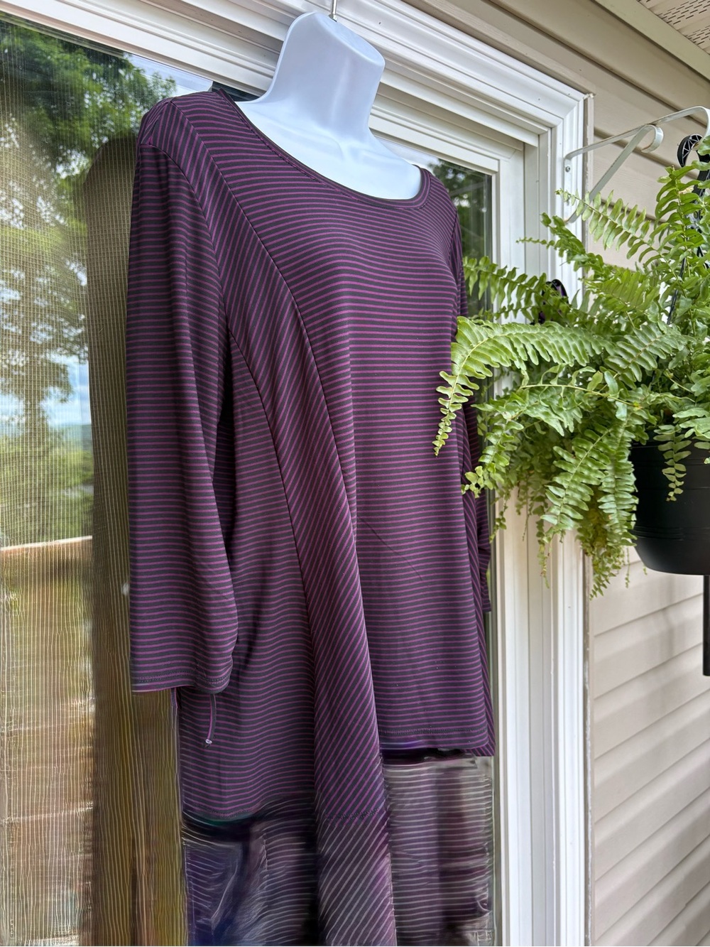 Roz & Ali Striped Plum Long-Sleeve Women's Top size XL